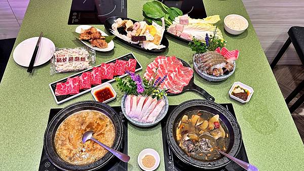 超人氣排隊名店|【新北市三重區】狂一鍋-三重重新店加開宵夜場 午餐宵夜299元起享自助吧無限放題 - 第52張圖 LINE_ALBUM_2023.6.27_230628_90
