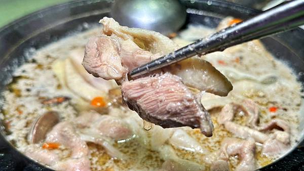 超人氣排隊名店|【新北市三重區】狂一鍋-三重重新店加開宵夜場 午餐宵夜299元起享自助吧無限放題 - 第41張圖 LINE_ALBUM_2023.6.27_230628_53