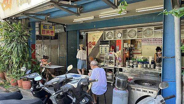 355864927_10221996121523404_4781294762610403500_n