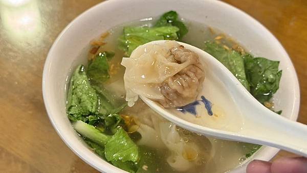 西門美食|北方麵食老店|必吃捲餅、餡餅【台北市萬華區】中華餡餅粥 - 第16張圖 西門美食|北方麵食老店|必吃捲餅、餡餅【台北市萬華區】中華餡