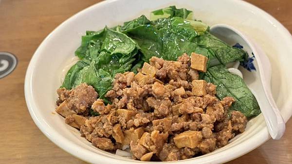 西門美食|北方麵食老店|必吃捲餅、餡餅【台北市萬華區】中華餡餅粥 - 第12張圖 西門美食|北方麵食老店|必吃捲餅、餡餅【台北市萬華區】中華餡