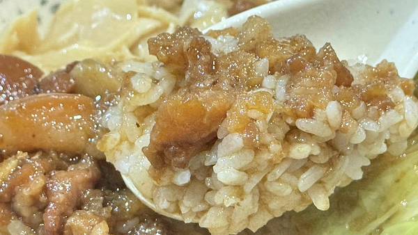 八條通美食│銅板價美味小吃│鹹香滷肉一吃難以忘懷【台北市中山 八條通美食│銅板價美味小吃│鹹香滷肉一吃難以忘懷【台北市中山