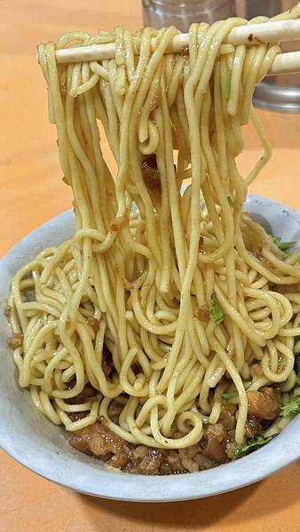 八條通美食│銅板價美味小吃│鹹香滷肉一吃難以忘懷【台北市中山 八條通美食│銅板價美味小吃│鹹香滷肉一吃難以忘懷【台北市中山