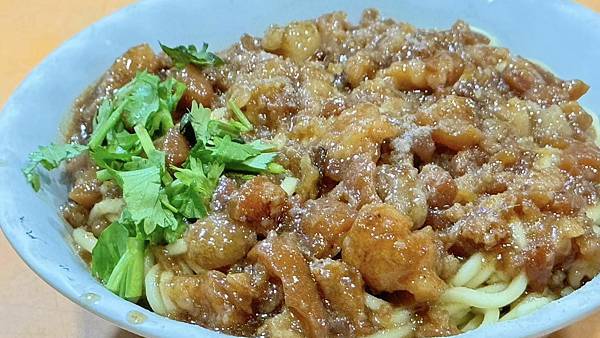 八條通美食│銅板價美味小吃│鹹香滷肉一吃難以忘懷【台北市中山 八條通美食│銅板價美味小吃│鹹香滷肉一吃難以忘懷【台北市中山