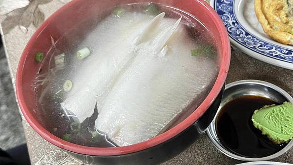 中原街美食│平價美味小吃│評價低卻人潮絡繹不絕的小吃店?【台 中原街美食│平價美味小吃│評價低卻人潮絡繹不絕的小吃店?【台