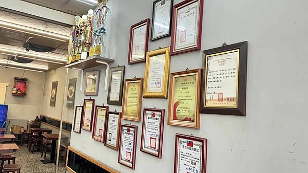 得獎的牛肉麵⎜台北國際牛肉麵節清燉組、紅燒組亞軍【新北市五股 得獎的牛肉麵⎜台北國際牛肉麵節清燉組、紅燒組亞軍【新北市五股