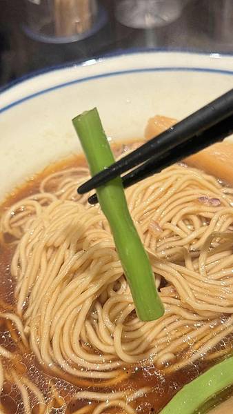 深夜拉麵⎜宵夜美食⎜生薑醬油拉麵專門店【台北市松山區】麵屋和 深夜拉麵⎜宵夜美食⎜生薑醬油拉麵專門店【台北市松山區】麵屋和