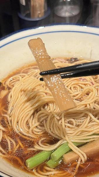 深夜拉麵⎜宵夜美食⎜生薑醬油拉麵專門店【台北市松山區】麵屋和 深夜拉麵⎜宵夜美食⎜生薑醬油拉麵專門店【台北市松山區】麵屋和