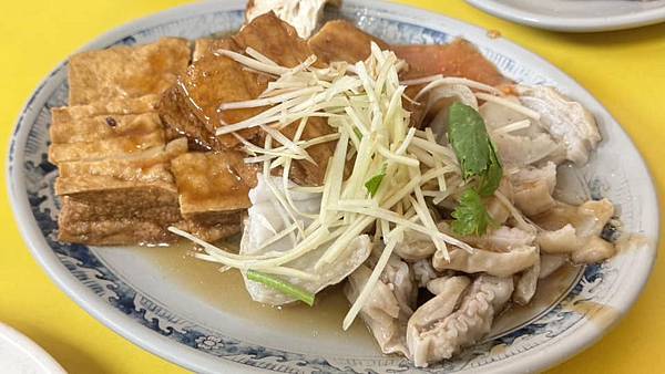 捷運三民高中站美食⎜經濟實惠、高CP值小吃【新北市蘆洲區】大 捷運三民高中站美食⎜經濟實惠、高CP值小吃【新北市蘆洲區】大