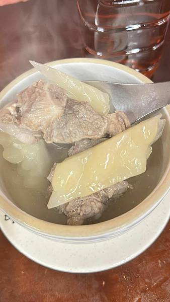 淡水美食⎜竹圍美食⎜CP值超高的美味便當【新北市淡水區】黑金