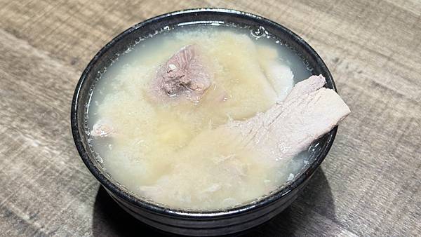 大安區丼飯⎜每日現採漁港魚貨⎜費時費工熟成魚生魚片【台北市大 大安區丼飯⎜每日現採漁港魚貨⎜費時費工熟成魚生魚片【台北市大