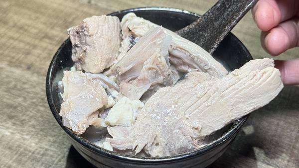 大安區丼飯⎜每日現採漁港魚貨⎜費時費工熟成魚生魚片【台北市大 大安區丼飯⎜每日現採漁港魚貨⎜費時費工熟成魚生魚片【台北市大