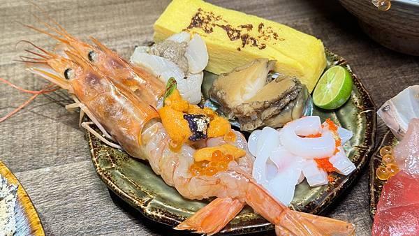 大安區丼飯⎜每日現採漁港魚貨⎜費時費工熟成魚生魚片【台北市大