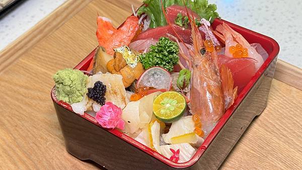 大安區丼飯⎜每日現採漁港魚貨⎜費時費工熟成魚生魚片【台北市大 大安區丼飯⎜每日現採漁港魚貨⎜費時費工熟成魚生魚片【台北市大