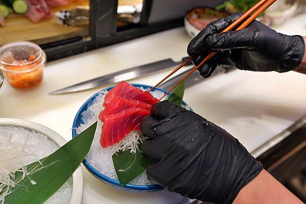 大安區丼飯⎜每日現採漁港魚貨⎜費時費工熟成魚生魚片【台北市大 大安區丼飯⎜每日現採漁港魚貨⎜費時費工熟成魚生魚片【台北市大