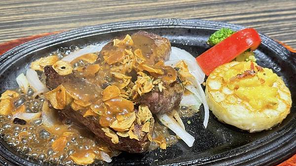 捷運南京復興站美食⎜一週只營業三天!【台北市中山區】凱薩西餐 捷運南京復興站美食⎜一週只營業三天!【台北市中山區】凱薩西餐