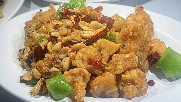 士林深夜食堂⎜比夜市更晚的熱炒攤⎜舉手喊單才有美食上桌【台北