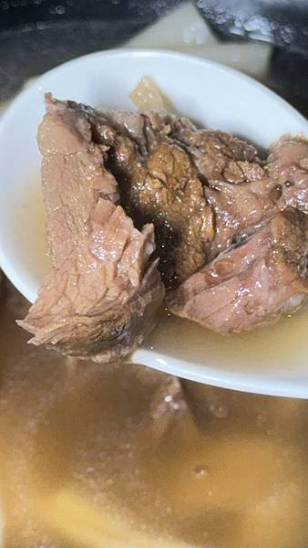 二訪⎜整點敲鐘免費招待一杯shot⎜調酒買一送一​​​​​​