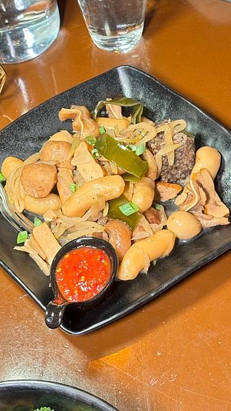 二訪⎜整點敲鐘免費招待一杯shot⎜調酒買一送一​​​​​​