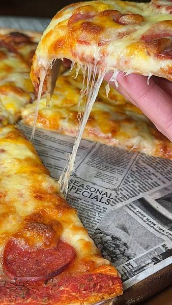 二訪⎜整點敲鐘免費招待一杯shot⎜調酒買一送一​​​​​​