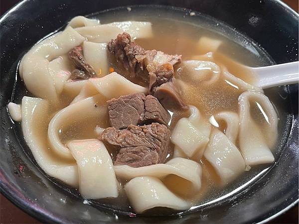 二訪⎜整點敲鐘免費招待一杯shot⎜調酒買一送一​​​​​​