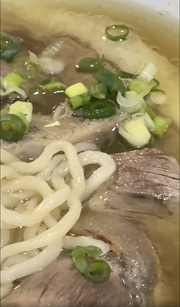 連5年榮獲米其林必比登推薦⎜必吃湯頭從不關火的清燉紅燒台灣溫