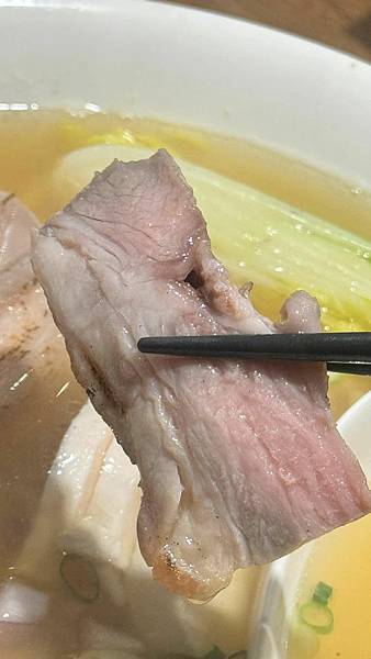 蘆洲宵夜美食⎜不接受訂位的深夜拉麵⎜日式吃法湯拌飯【新北市蘆