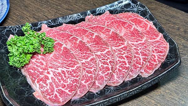 LINE_ALBUM_潮肉_241001_17