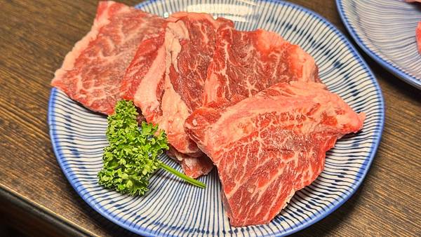LINE_ALBUM_潮肉_241001_22