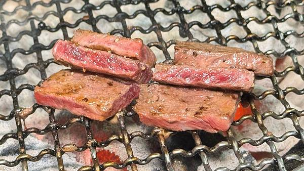 LINE_ALBUM_潮肉_241001_73