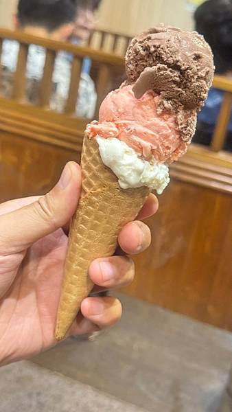 LINE_ALBUM_潮肉_241001_197