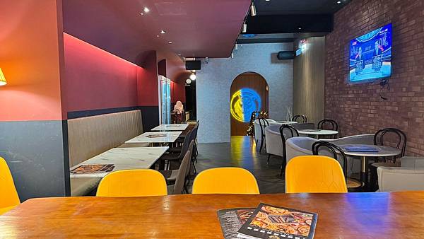 LINE_ALBUM_野豬_250211_19