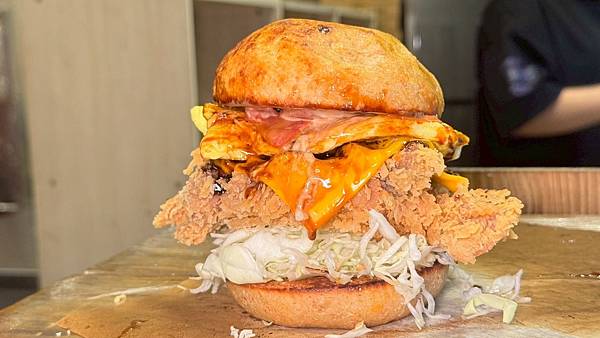 LINE_ALBUM_朱雀➡️玄武➡️青龍➡️白虎➡️店門口_250612_22