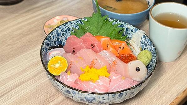 LINE_ALBUM_初鰻_250708_62