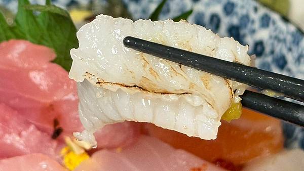 LINE_ALBUM_初鰻_250708_128