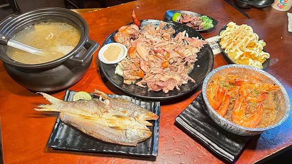 LINE_ALBUM_雞老闆_250722_136