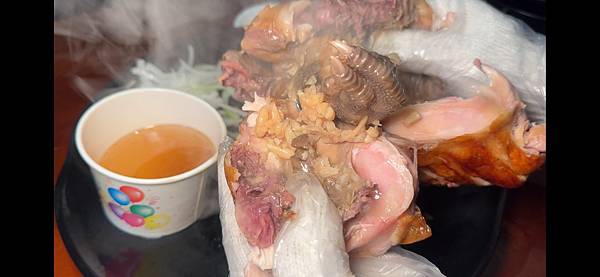 吃到爽、唱到飽，消費滿額還送桶仔雞(或送烤雞)？士林夜市這間