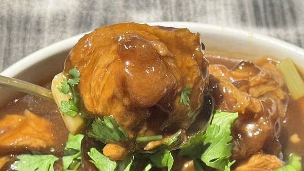 20年老字號合菜餐廳,好吃到讓人舌頭跳探戈,依舊是我心中的白 20年老字號合菜餐廳,好吃到讓人舌頭跳探戈,依舊是我心中的白