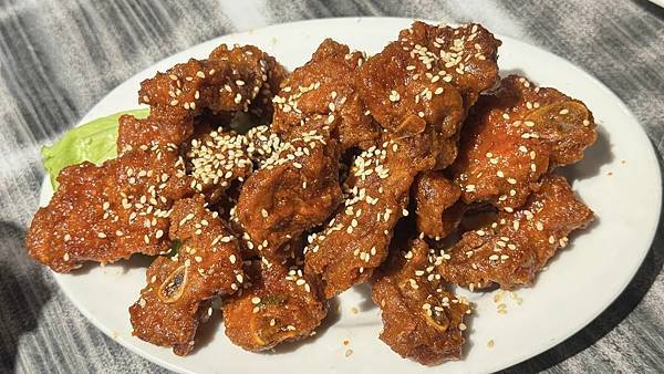 20年老字號合菜餐廳,好吃到讓人舌頭跳探戈,依舊是我心中的白 20年老字號合菜餐廳,好吃到讓人舌頭跳探戈,依舊是我心中的白