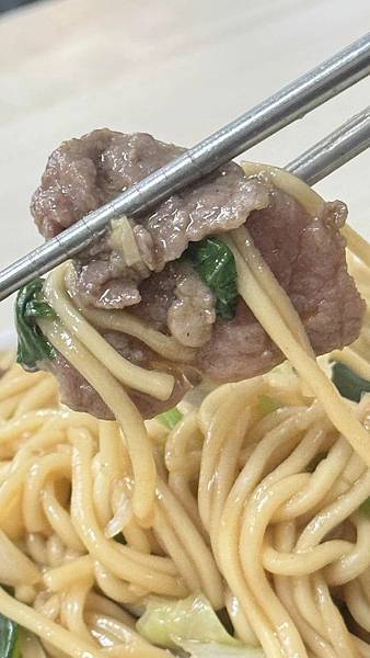 九條通這間店到底是飯店？還是快炒店？吃過一次我才懂！【台北市