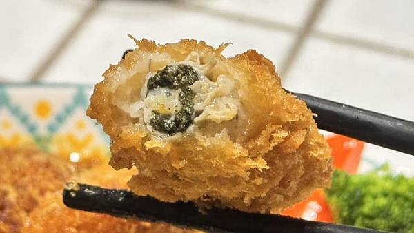 終於吃到那間「咖哩一直無言的店」，被我壓線突破啦！【新北市蘆