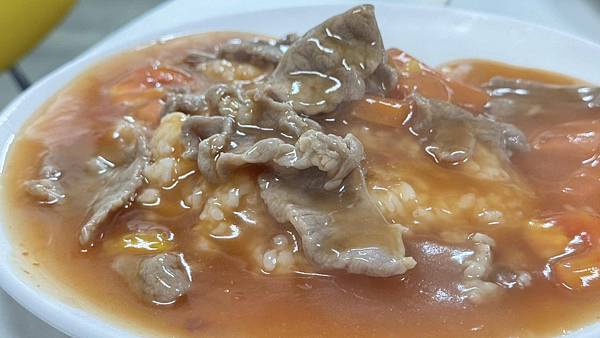 50年老店真的有料？廣炒麵一吃上癮，鴨燒拼盤爽到嘴角上揚！【