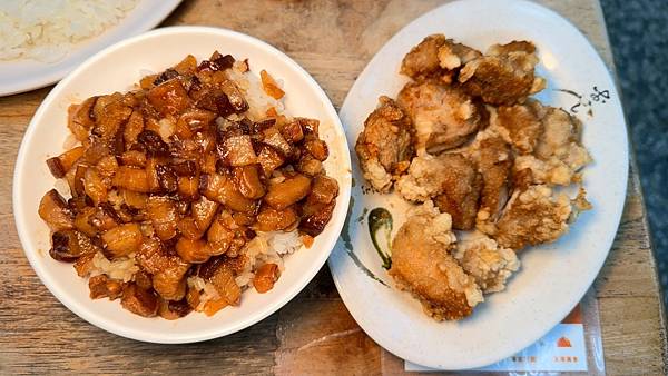 LINE_ALBUM_黃記米粉湯_251016_53