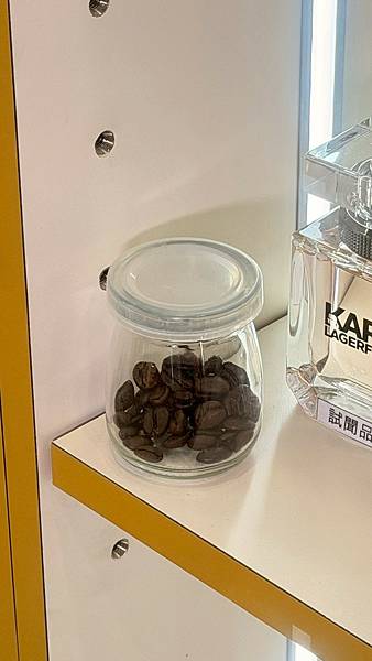 LINE_ALBUM_香水_251108_14