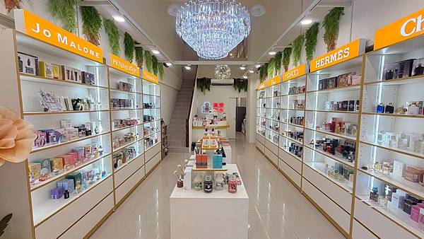 LINE_ALBUM_香水_251108_31