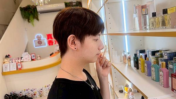 LINE_ALBUM_香水_251108_39