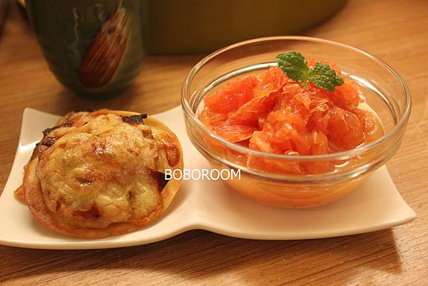 迷你Pizza+肉桂香柚沙拉