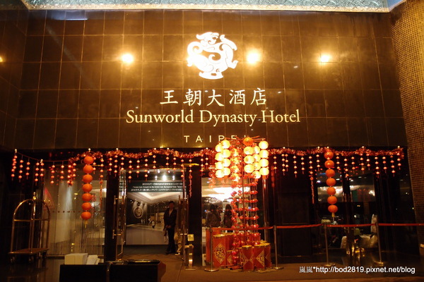 澳美客Outback Steakhouse(台北敦化店):<口碑券>【台北松山】澳美客Outback Steakhouse(台北敦化店)-上乘牛排的饗宴,道地美式風格的豪邁! 澳美客Outback Steakhouse(台北敦化店):<口碑券>【台北松山】澳美客Outback Steakhouse(台北敦化店)-上乘牛排的饗宴,道地美式風格的豪邁!
