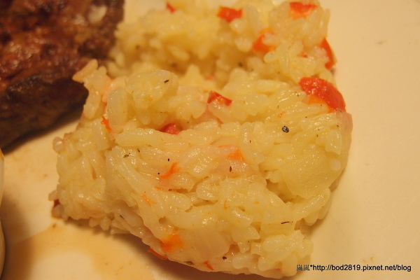 澳美客Outback Steakhouse(台北敦化店):<口碑券>【台北松山】澳美客Outback Steakhouse(台北敦化店)-上乘牛排的饗宴,道地美式風格的豪邁! 澳美客Outback Steakhouse(台北敦化店):<口碑券>【台北松山】澳美客Outback Steakhouse(台北敦化店)-上乘牛排的饗宴,道地美式風格的豪邁!