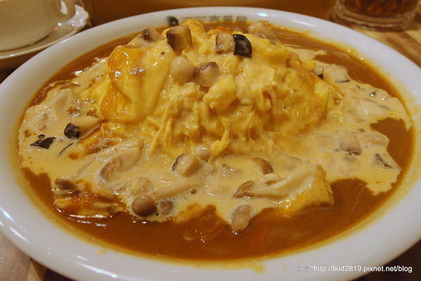 CoCo壱番屋(新竹巨城店):【新竹東區】CoCo壱番屋-大推奶油咖哩飯!醬汁香濃不膩(巨城購物中心內) CoCo壱番屋(新竹巨城店):【新竹東區】CoCo壱番屋-大推奶油咖哩飯!醬汁香濃不膩(巨城購物中心內)